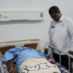 Direktur Jendral Pemasyarakatan (Dirjenpas), Mashudi saat menjenguk petugas Lapas Nabire (Dok : Istimewa)