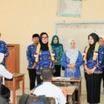 Bupati Barru Tinjau MPLS di SMPN 7, Beri Motivasi dan Tantangan