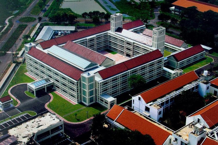 Politeknik Elektronika Negeri Surabaya (PENS) meraih predikat politeknik terbaik versi Puspresnas (Dok.Istimewa)