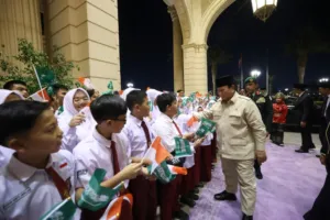 Sambutan Hangat Pelajar, Saat Prabowo Kunjungan Kenegaraan