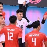 Timnas Voli Putra Indonesia juara SEA V. League 2025 leg kedua. Tim Garuda mengangkat trofi usai mengalahkan Thailand 3-2 di laga terakhir. (Dok.AVC)