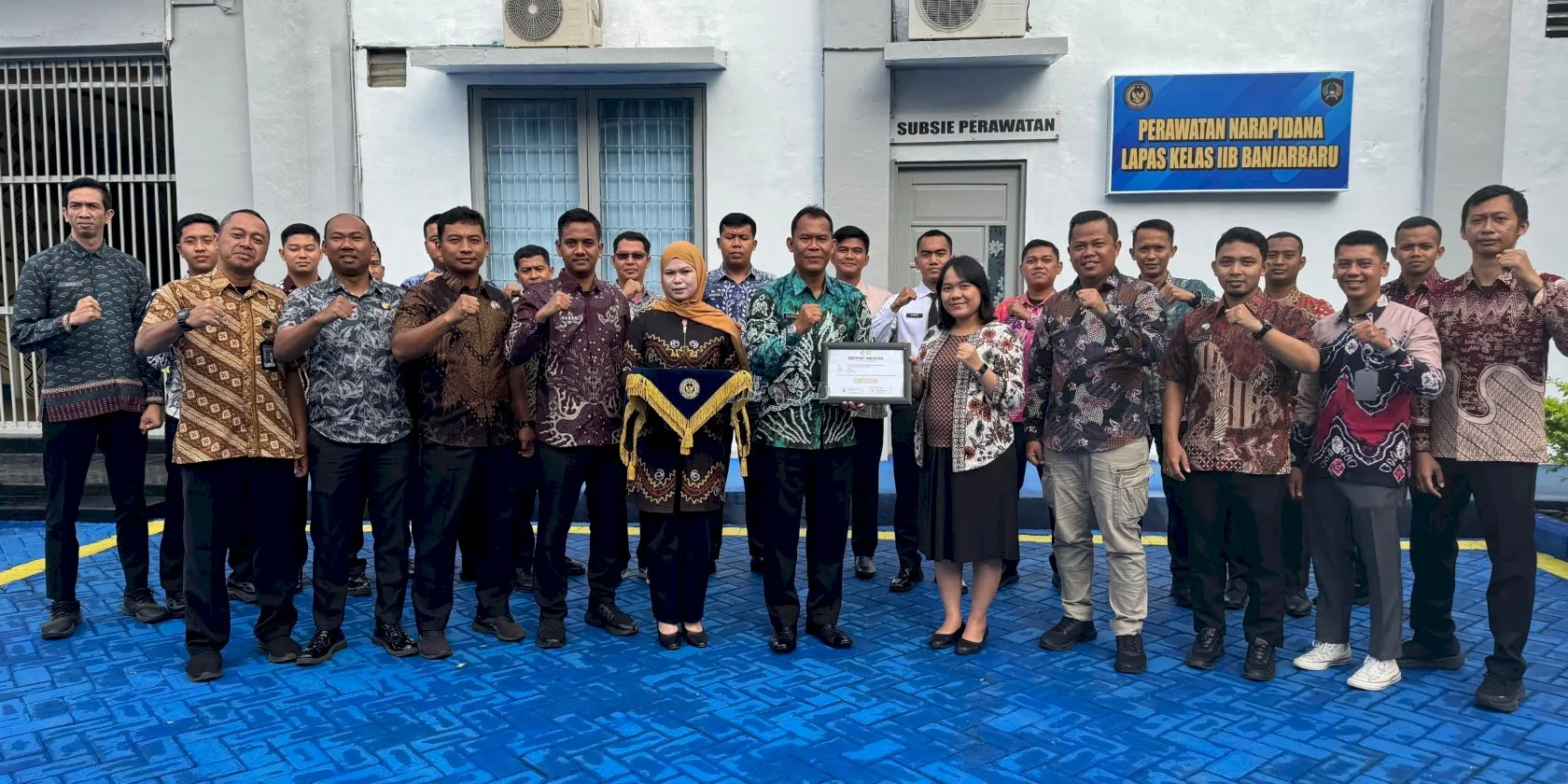 Klinik Pratama Lapas Banjarbaru raih akreditasi paripurna Kemenkes RI setelah dinilai tim surveyor pada 18-20 Juli 2025, mencakup manajemen, SDM, pelayanan, dan fasilitas. (Web. Ditjenpas)