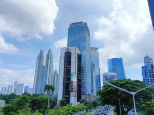 BMKG: Jakarta Berawan Pagi Hari, Hujan Ringan Guyur Sore Ini