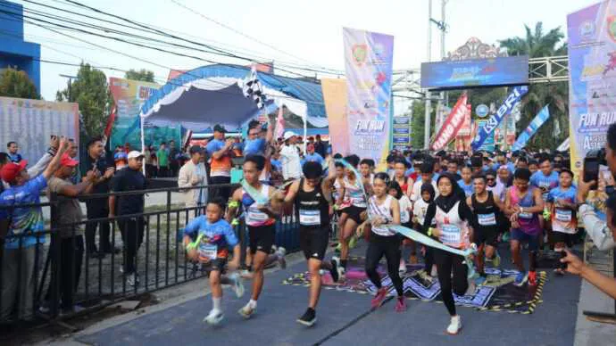Ribuan warga Kalteng ikuti BNN Fun Run 6K, Minggu (24/8). (Dok. Istimewa)