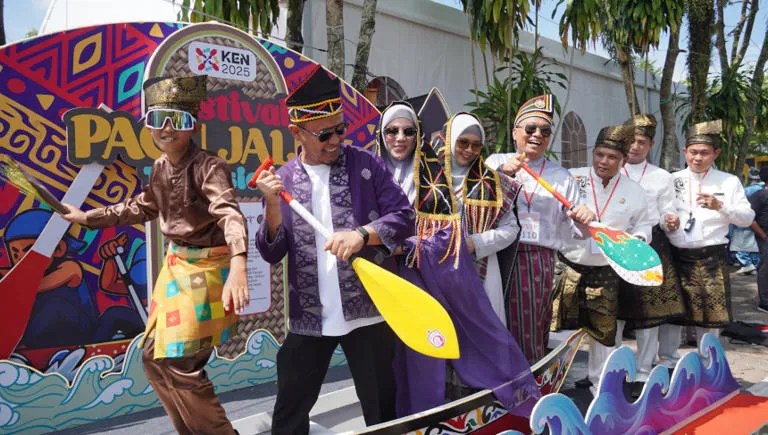 Festival Pacu Jalur 2025 di Kuansing ikut angkat peran Pekanbaru sebagai gerbang utama wisatawan lokal dan mancanegara. (Dok. Istimewa)