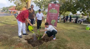 Penanaman pohon serangkaian Pesta Rakyat GWK pada Minggu 17 Agustus 2025. (Dok. Istimewa)