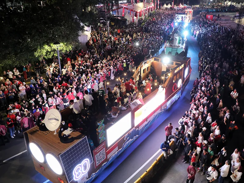 Karnaval Pesta Rakyat HUT ke-80 RI Meriah di Jakarta