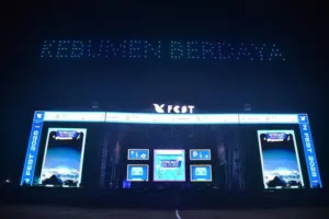 Pertunjukan drone pada acara pembukaan Kebumen Fest 2025. (Dok. Pemkab Kebumen)