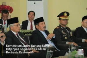 Kemenkum Jatim tegaskan komitmen dukung pembinaan warga binaan berbasis keadilan restoratif saat penyerahan remisi HUT ke-80 RI. (Dok.Istimewa)