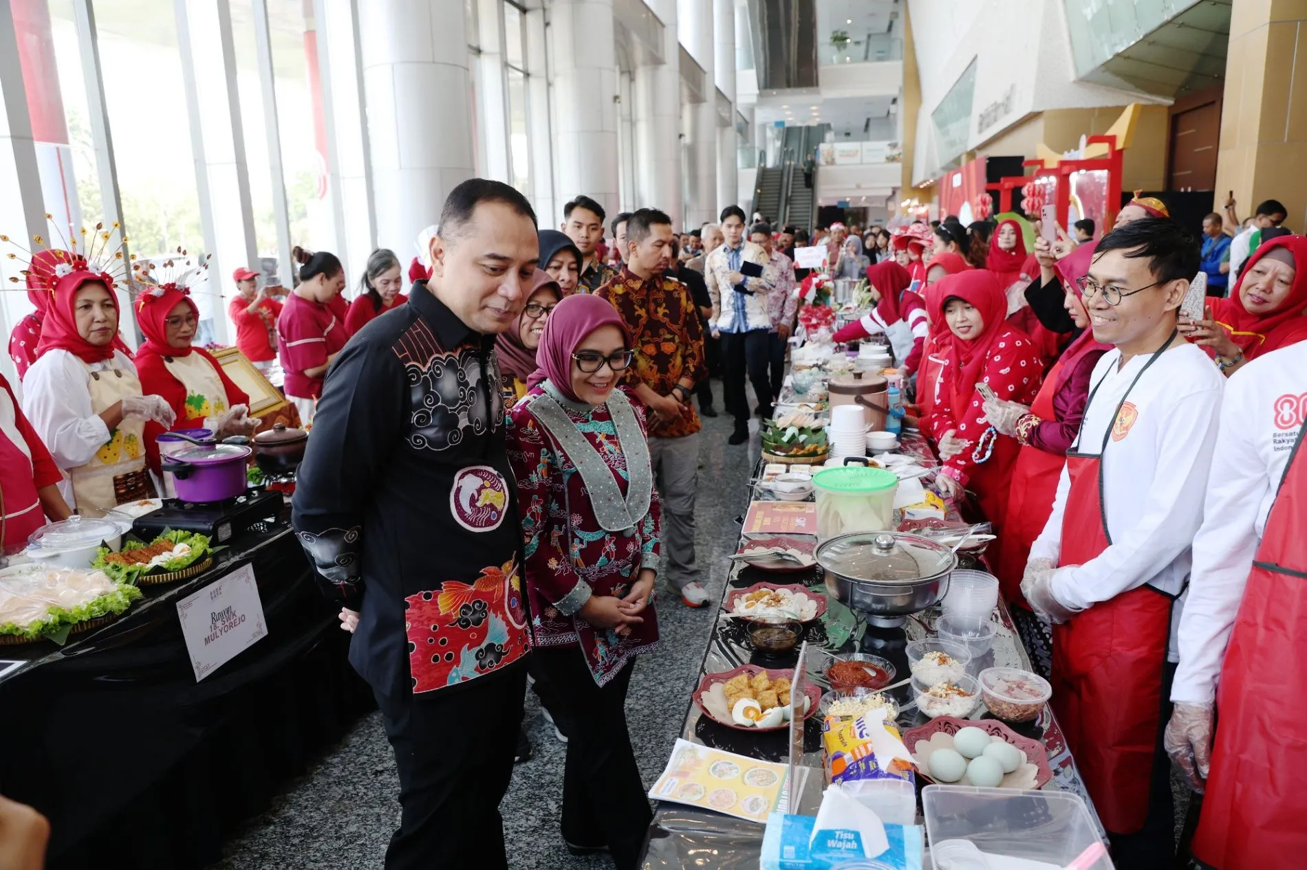 Pemkot Surabaya melalui Dinas Koperasi, Usaha Kecil Menengah, dan Perdagangan (Dinkopumdag) Surabaya menggelar kompetisi memasak yang di ikuti oleh 35 SWK sebagai upaya rebranding kuliner legendaris Kota Pahlawan. (Web Pemkot Surabaya)