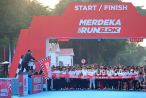 Istana Kepresidenan Jakarta bersama Kementerian Pemuda dan Olahraga (Kemenpora) menggelar Merdeka Run 8.0K di Jalan Medan Merdeka Utara, Jakarta Pusat, Ahad (24/8/2025). (Dok. Istimewa)