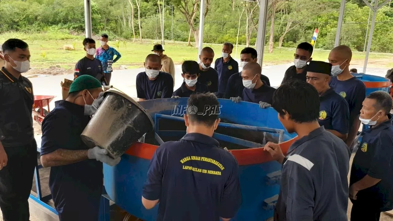 Kanwil Ditjenpas Jateng luncurkan pelatihan pengelolaan pabrik FABA di Nusakambangan untuk dorong inovasi pembinaan Warga Binaan, Rabu (27/8). (Web. Ditjenpas)