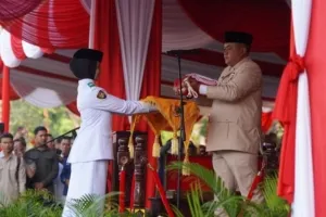 Perjuangan Sosok Pembawa Baki Upacara HUT RI di Kab Bogor