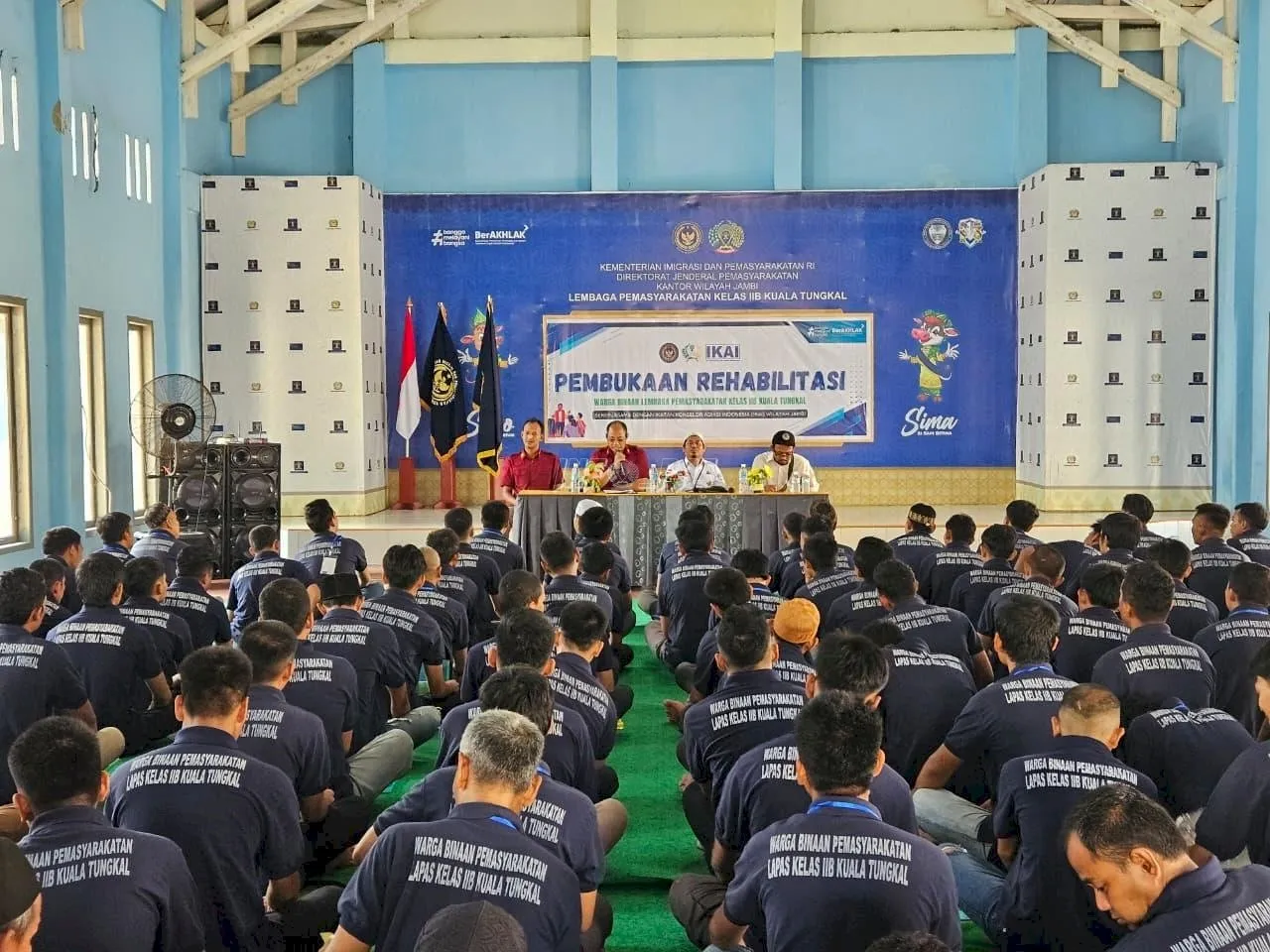 Sebanyak 125 warga binaan Lapas Kuala Tungkal mengikuti pembekalan rohani oleh LAN Tanjab Barat sebagai bagian dari program rehabilitasi, Kamis (28/8). (Web: Ditjenpas)