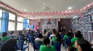 Lapas Kelas IIB Kalabahi bekerja sama dengan Yayasan Sosialisasi Kanker Indonesia (YSKI) gelar sosialisasi kanker di Aula Lapas, Jumat (15/8). (Web Ditjenpas)