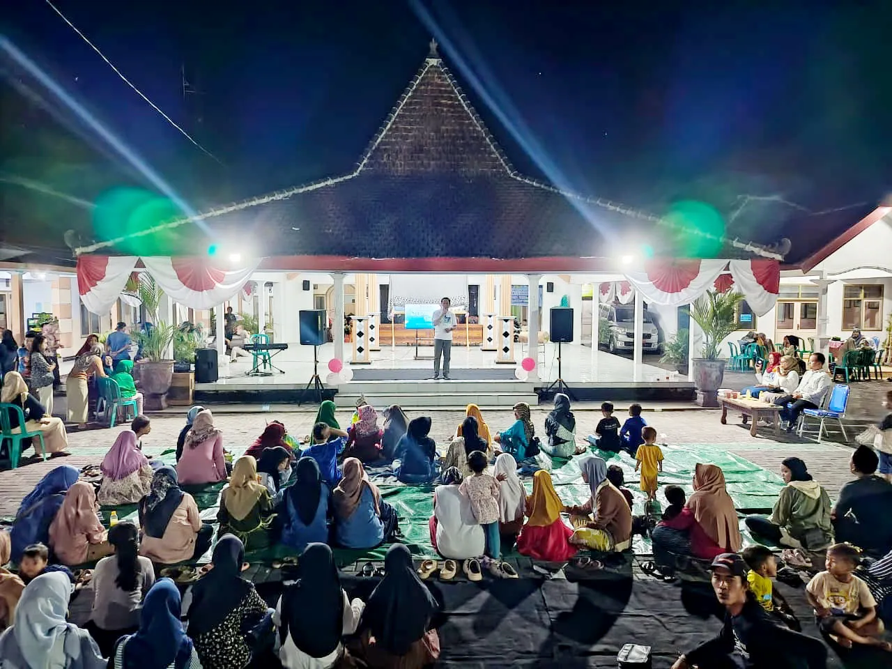 Peringatan HUT ke-80 RI di Desa Tukum dimeriahkan dengan acara Srawung Laisa di Balai Desa pada Minggu, 17 Agustus 2025. (Dok. Istimewa)