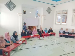 Lapas Kelas IIB Cilacap memeriahkan peringatan Hari Ulang Tahun ke-80 Republik Indonesia dengan lomba cerdas cermat pengetahuan agama Islam bagi Warga Binaan, Kamis (14/8). (Web Ditjenpas)