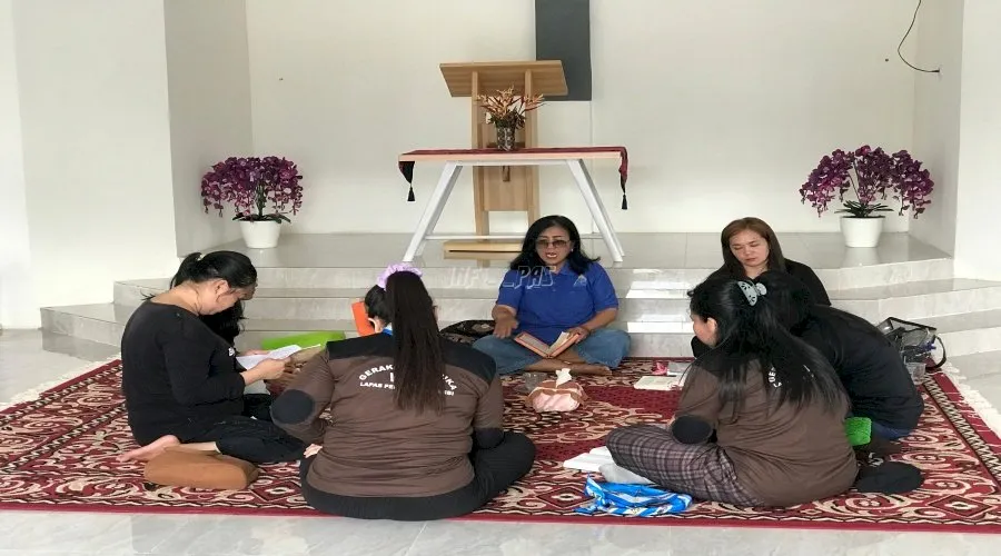 Lapas Perempuan Kelas IIB Jambi kembali selenggarakan pembinaan kerohanian Kristen bagi Warga Binaan, Jumat (1/8). (Web.Ditjenpas)
