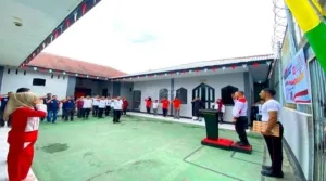 Lapas Kelas III Wahai menggelar lomba bertema "Tiga Hari Menuju Kemerdekaan" dalam rangka HUT ke-80 RI, dibuka oleh Kepala Lapas Tersih Victor Noya pada 14 Agustus di lapangan blok Lapas. (Web Ditjenpas)