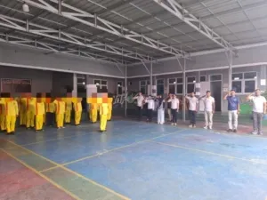 LPKA Kelas II Palu menggelar upacara pembukaan Pekan Olahraga bagi Anak Binaan, Jumat (8/8), di Aula Serbaguna. (Web_Ditjenpas)