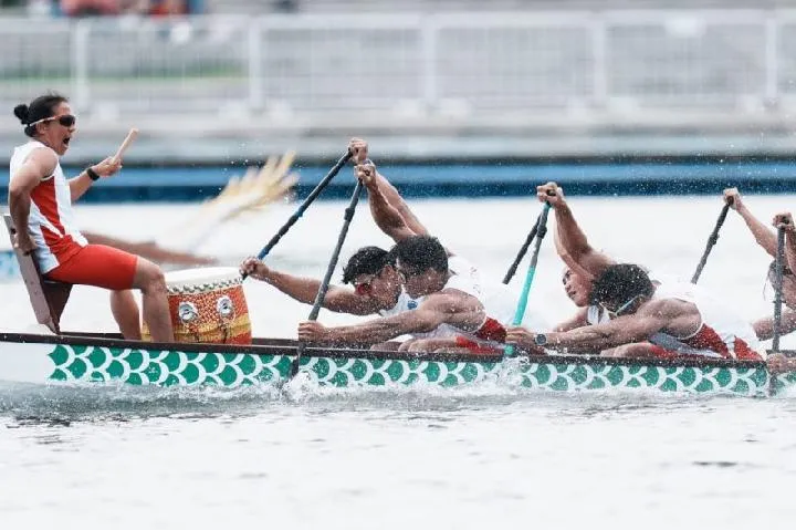 Tim perahu naga Indonesia kala tampil di semifinal nomor 10-seater 500 meter The World Games 2025, Chengdu, Sabtu (9/8/2025). (Dok.Istimewa)