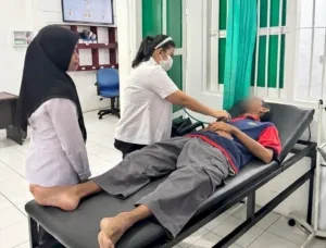 Rumah Tahanan Negara (Rutan) Kelas IIA Ambon melakukan pemeriksaan kesehatan menyeluruh bagi Warga Binaan, Rabu (6/8). (Web_Ditjenpas)