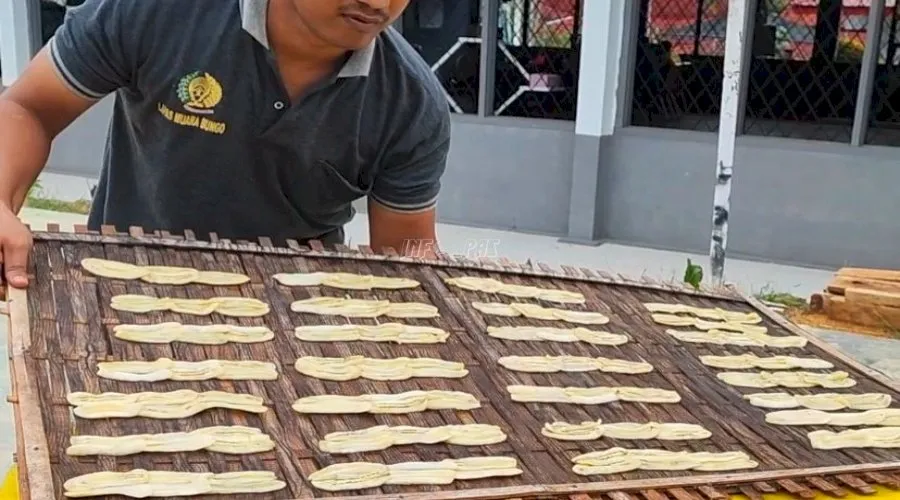 Lapas Kelas IIB Muara Bungo kembangkan produksi sale pisang sebagai salah satu UMKM dan pembinaan kemandirian di Lapas. ( Web_Ditjenpas)