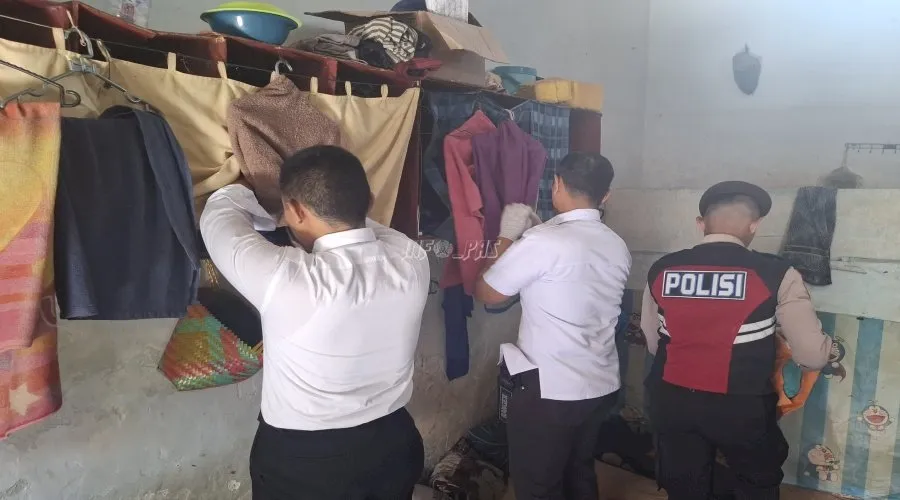 Rutan Kelas IIB Sampang kembali gelar mendadak di blok hunian Warga Binaan, Senin (4/8). (Web_Ditjenpas)