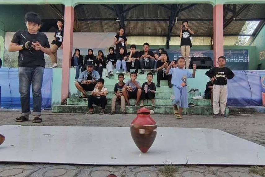 Dispora Kaltim kembangkan olahraga tradisional untuk melestarikan budaya dan dorong UMKM sebagai pendorong ekonomi kreatif daerah. (Dok. Istimewa)