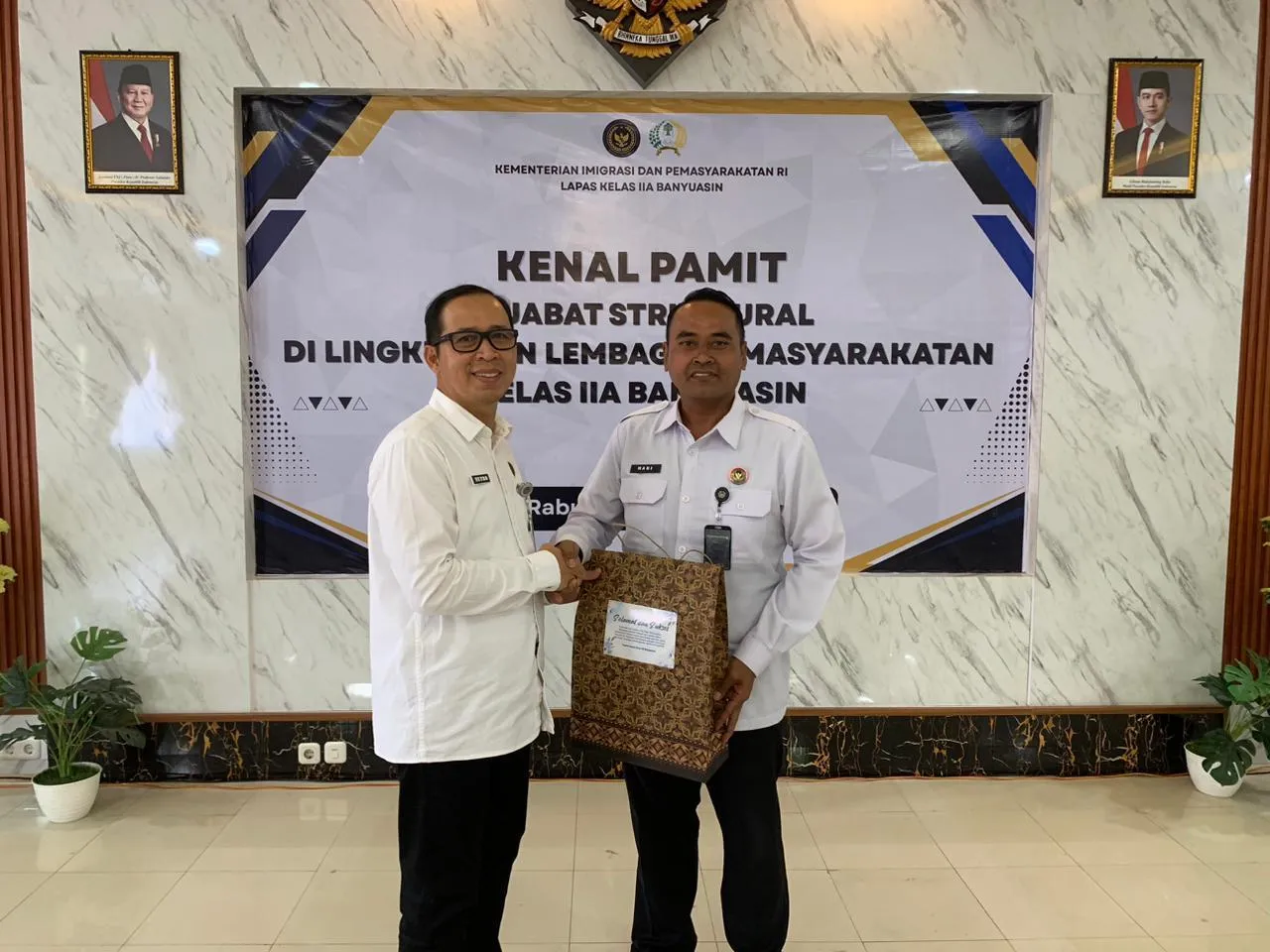Lapas Kelas IIA Banyuasin gelar kenal pamit pejabat struktural, dihadiri Kalapas Tetra Destorie dan jajaran pegawai. (Dok: Humas Lapas Banyuasin)