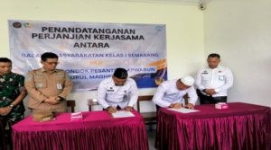 Bapas Semarang gelar Gerakan Nasional Aksi Sosial “Klien Bapas Peduli” di Ponpes Abwabun Nurul Maghfiroh, Demak, 16/9. (Dok: Humas Bapas Semarang)