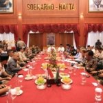 Bupati Bogor Tegaskan Jam Operasiaonal Truk Tambang