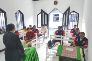 Lapas Kelas III Wahai dikunjungi pastoralia GPM Jemaat Bethsan untuk persiapan Warga Binaan Kristen Protestan mengikuti Perjamuan Kudus Oikumene. (Dok: Humas Lapas Wahai)