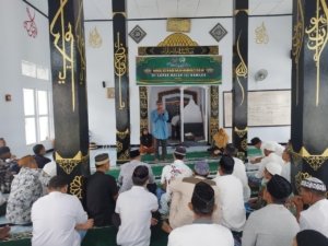 Lapas Kelas III Namlea dan Kemenag Buru gelar Jumat Religi di Masjid Sultan Al-Akhyar untuk pembinaan spiritual warga binaan. (Dok: Humas Lapas Namlea)