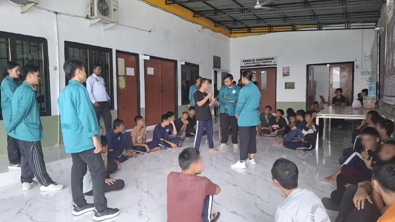 LPKA Medan bekerja sama dengan mahasiswa UNIMED gelar kegiatan edukatif dan inspiratif untuk anak binaan dengan aktivitas interaktif yang membangun. (Dok: Humas LPKA Medan)