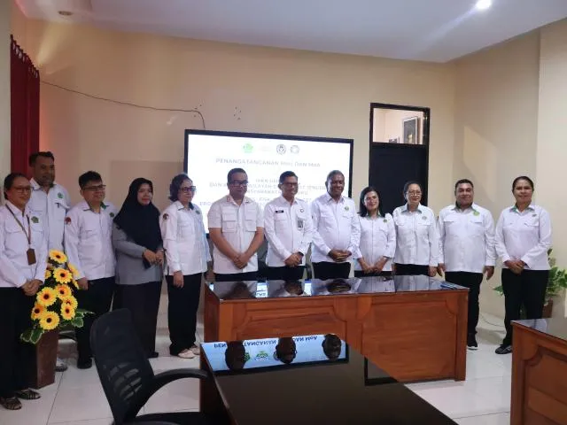 LPKA Ambon dan IAKN Ambon resmi teken MoU dan MoA untuk peningkatan pembinaan anak binaan, disaksikan pejabat Ditjenpas Maluku dan Rektor IAKN, Senin (22/9). (Dok: Humas LPKA Ambon)