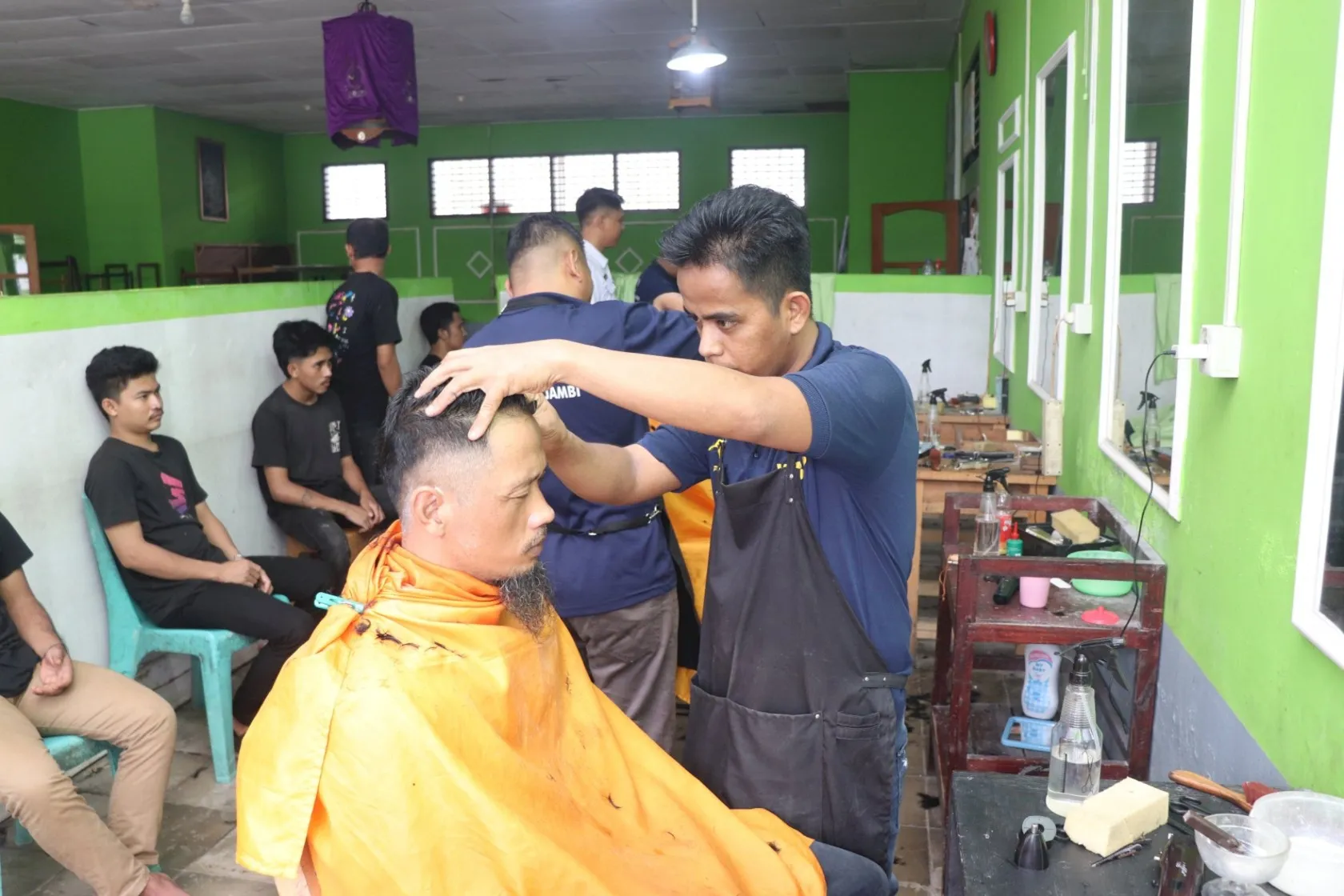 Lapas Jambi Gelar Pelatihan Pangkas Rambut Perkuat Pembinaan