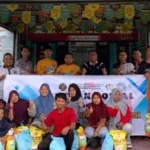 Lapas Muara Sabak Salurkan Bantuan Sosial ke Warga Sekitar