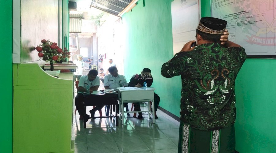 Lomba azan dan lomba tangkas buka Alkitab bagi Warga Binaan mewarnai 'Pekan Spiritual' Lapas Kelas III Wahai yang berlangsung di Beranda Mesra dan Gereja Ebenhaezer, Selasa (2/9). (Dok: Web Ditjenpas )
