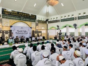 Lapas Narkotika Jakarta gelar Maulid Nabi di Masjid Daarusyifa untuk menumbuhkan semangat keagamaan dan meneladani akhlak Rasulullah SAW. (Dok: Humas Lapas Narkotika Jakarta)