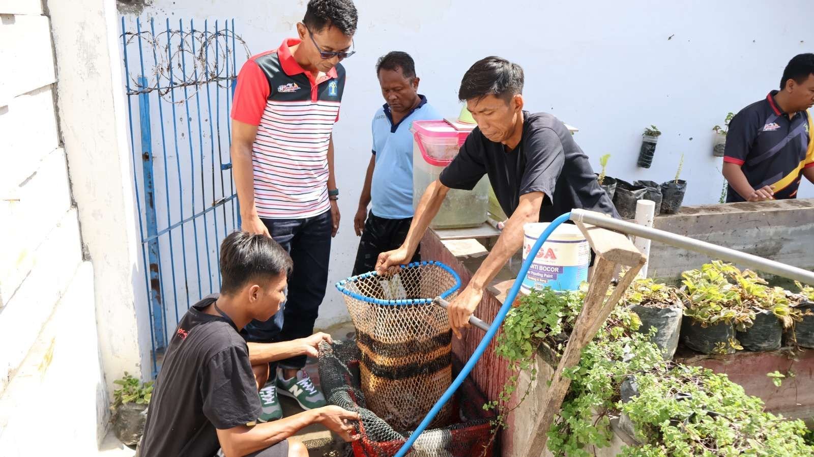 Panen Lele di Rutan Situbondo, Perkuat Kemandirian WBP