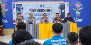 Lapas Kuala Tungkal gelar pelatihan barbershop bagi Warga Binaan, hasil kolaborasi dengan Disnaker Tanjab Barat untuk bekali keterampilan kerja. (Dok: Humas Lapas Kuala Tungkal)