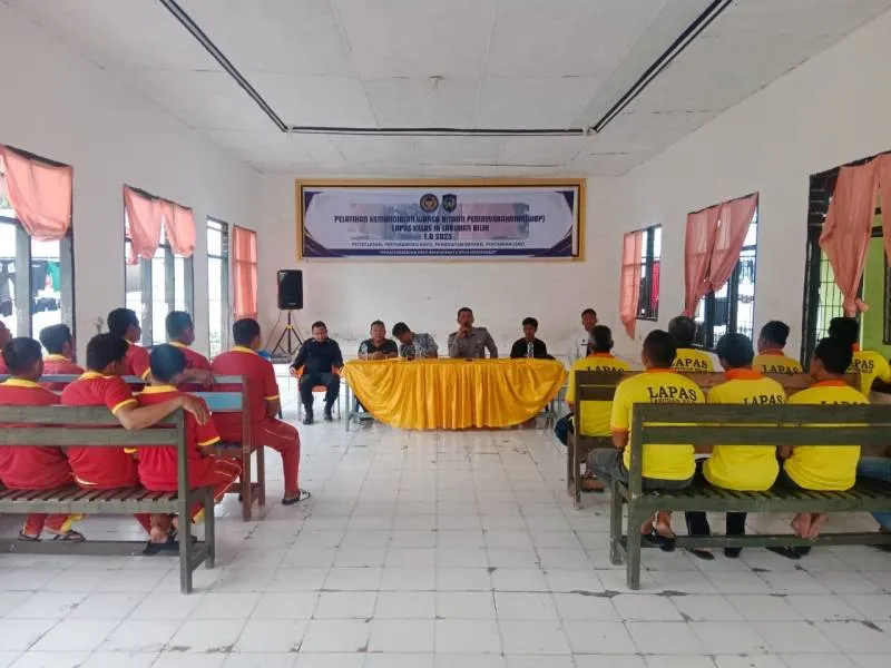 Program rehabilitasi Pemasyarakatan dan pelatihan kerja bersertifikat bagi Warga Binaan di Lapas Labuhan Bilik Tahun Anggaran 2025 resmi di buka, Senin (1/9). (Dok: Humas Lapas Labuhan Bilik)