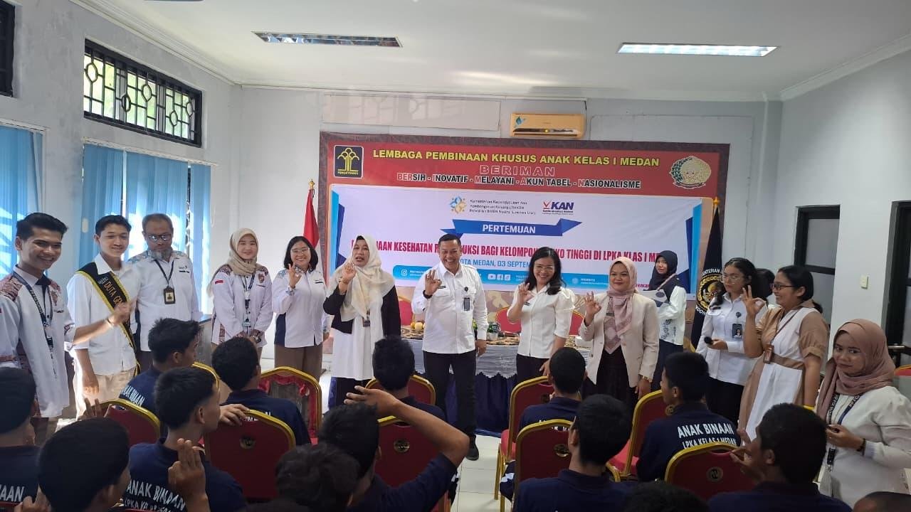 LPKA Kelas I Medan bersama Badan Kependudukan dan Keluarga Berencana Nasional (BKKBN) Provinsi Sumatra Utara selenggarakan pembinaan kesehatan reproduksi bagi kelompok risiko tinggi, Rabu (3/9). (Dok: Humas LPKA Medan)