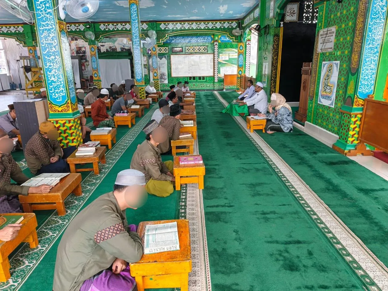 Lapas Kelas IIA Banyuasin tingkatkan pembinaan kerohanian melalui program tahfiz Al-Qur’an, Selasa (30/9). (Dok: Humas Lapas Banyuasin)