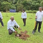 Lapas Saparua ikuti peresmian ketahanan pangan Nusakambangan dan penanaman pohon kelapa serentak secara virtual bersama Menkumham, Selasa (09/09). (Dok: Humas Lapas Saparua)