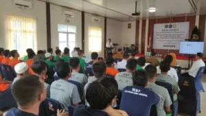 Lapas Metro resmi tutup Pelatihan Kemandirian Bersertifikat kerja sama dengan SMK Negeri 2 Metro sebagai bentuk dukungan bagi Warga Binaan. (Dok: Humas Lapas Metro)