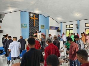 Lapas Kelas IIB Piru menggelar ibadah peringatan Hari Ulang Tahun ke-90 Gereja Protestan Maluku (GPM), Sabtu (6/9). (Humas Lapas Piru)