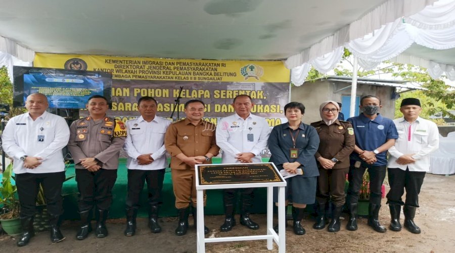 Kakanwil Ditjenpas Babel dan Pj Bupati Bangka resmikan SAE Lapas Sungailiat sebagai wujud pembinaan kemandirian warga binaan melalui pelatihan pertanian, Selasa (9/9). (Dok: Web Ditjenpas)