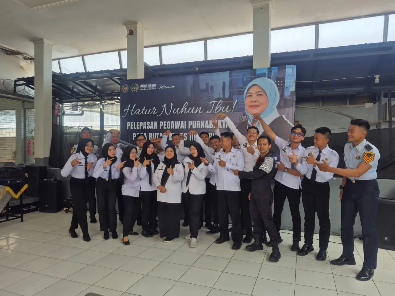 Rutan Garut Lepas Purna Bhakti Ibu Ai Satriani Penuh Haru